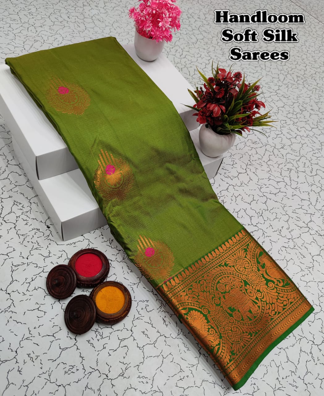 Shop premium Kanchipuram Handloom Soft Silk Saree with copper zari border, rich meena pallu & contrast blouse. Elegant saree for weddings & festivals.